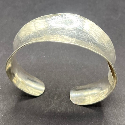 Cuff, Anticlastic Burst