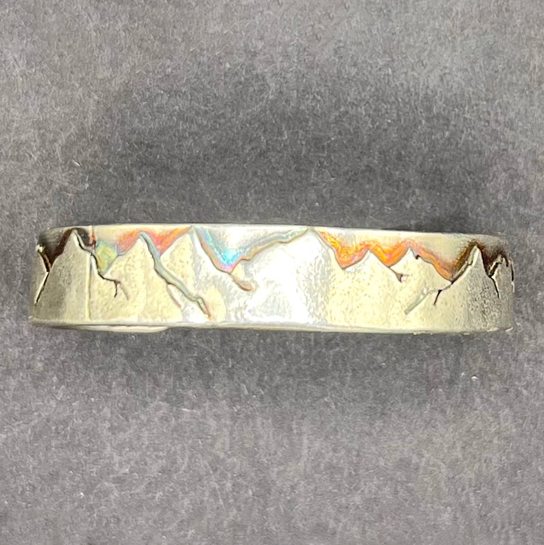 Cuff, Mountains of the Moon