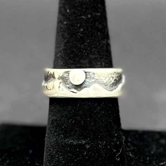 Ring, Mountains of the Moon Ring